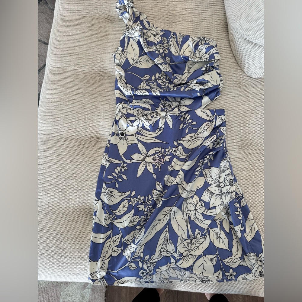 Floral silky blue and white one shoulder dress size XS or US2